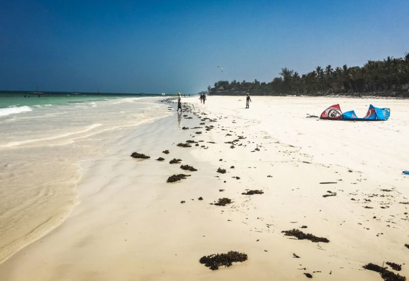 Diani Beach in Kenia, Kitesurfen im Winter