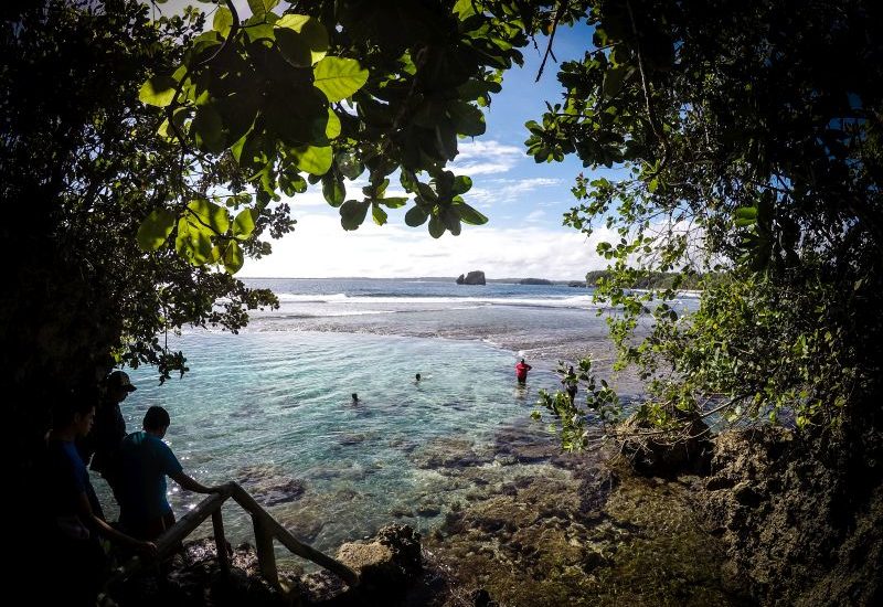 Magpupungko Pool in Pilar, Siargao Philippinen