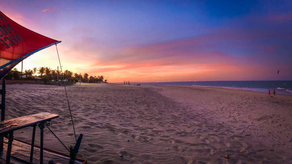 Du suchst den prfekten Spot zum Kitesurfen in Brasilien? Ich berichte Dir von unserer dreiwöchigen Reise von Fortaleza in Küste entlang Richtung Norden. Immer auf der suche nach den tollen Spots