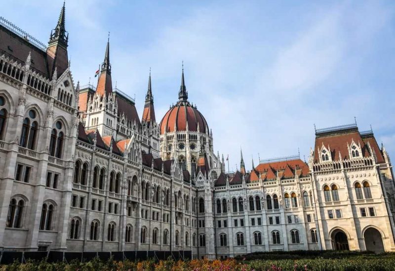 Das ungarische Parlament, eine Städtereise nach Budapest.